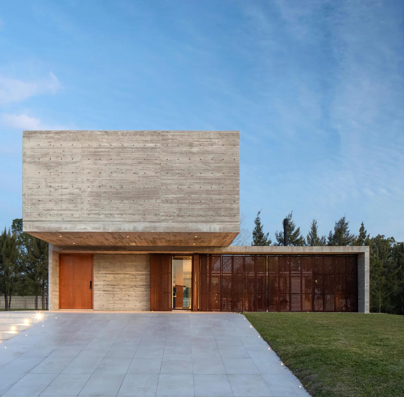Casa Guayubira