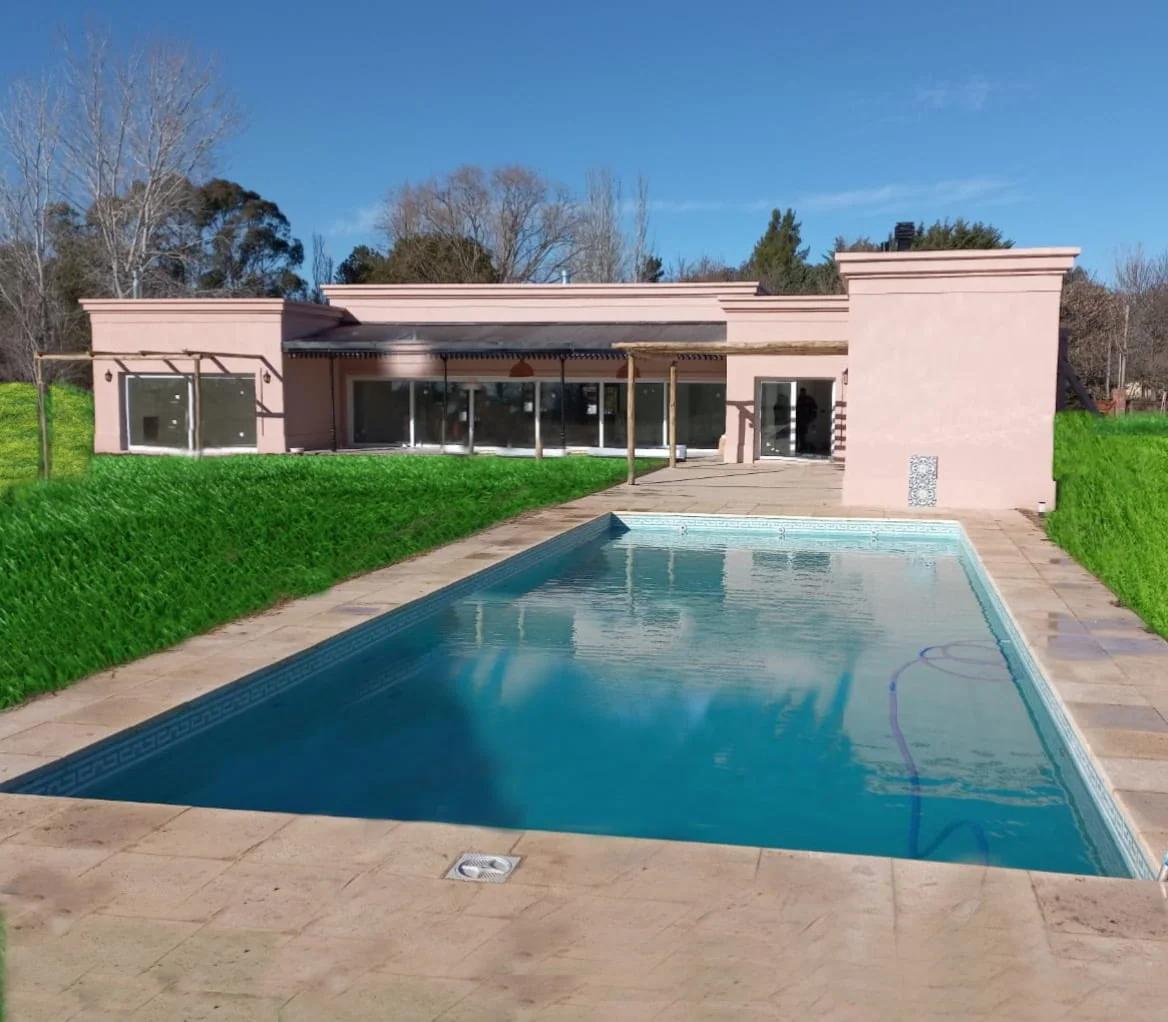 Estudio Fernandez Long y Asociados: Más de 30 años de trayectoria