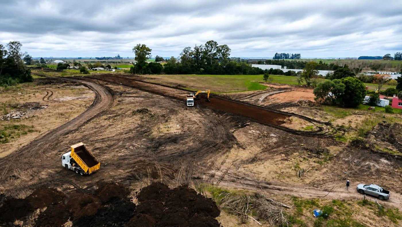 Avanza la construcción de rotonda en conexión entre Ruta 3 y Ruta 25 en Río Negro