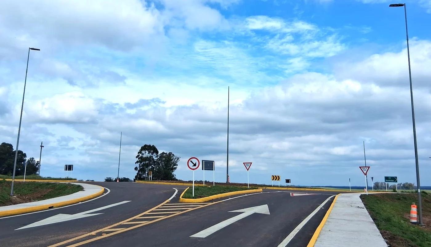 Iluminación LED en la intersección de las rutas 7 y 41