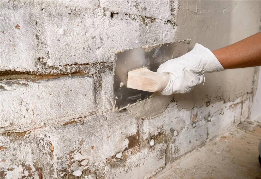 Rehabilitación técnica de muros con humedad: pasos para un tratamiento efectivo