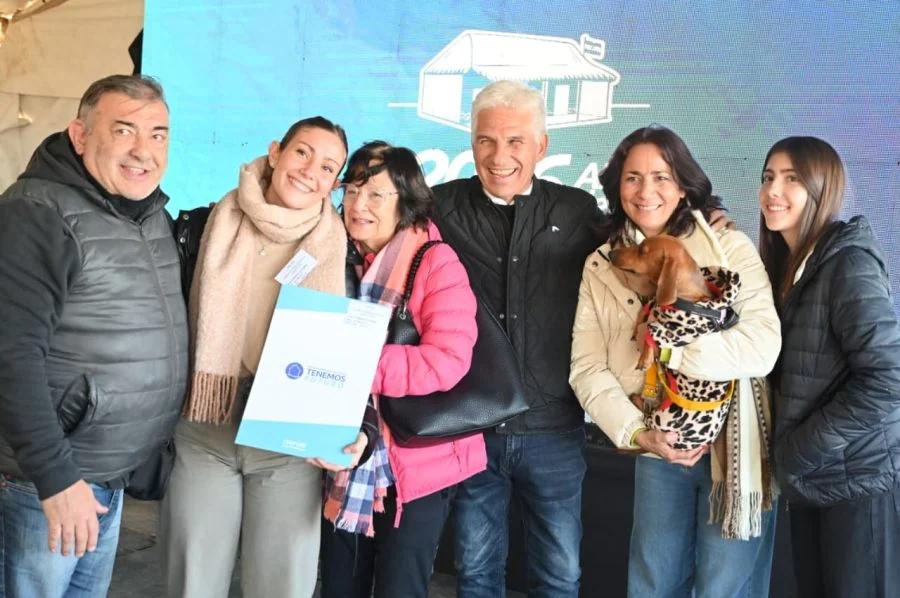 Entregan materiales de construcción a familias de cinco localidades de San Luis dentro del programa ‘Tenemos Futuro’