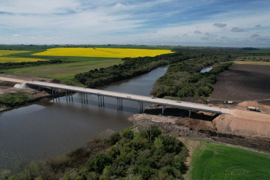 Nuevo puente y desvío provisional en Ruta 105 para mejorar tránsito en Dolores
