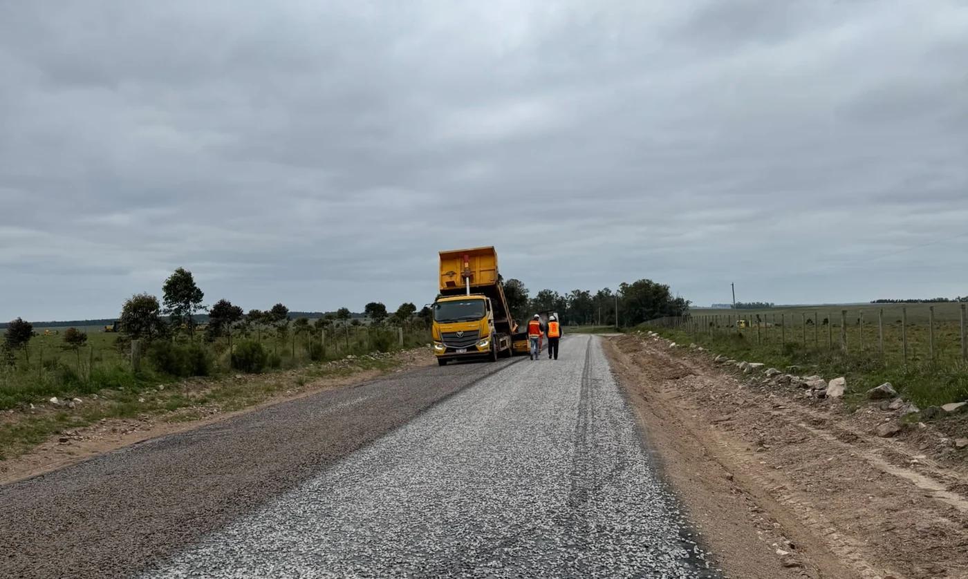 Vialidad rehabilita 37,3 kilómetros de la Ruta 43 en Durazno