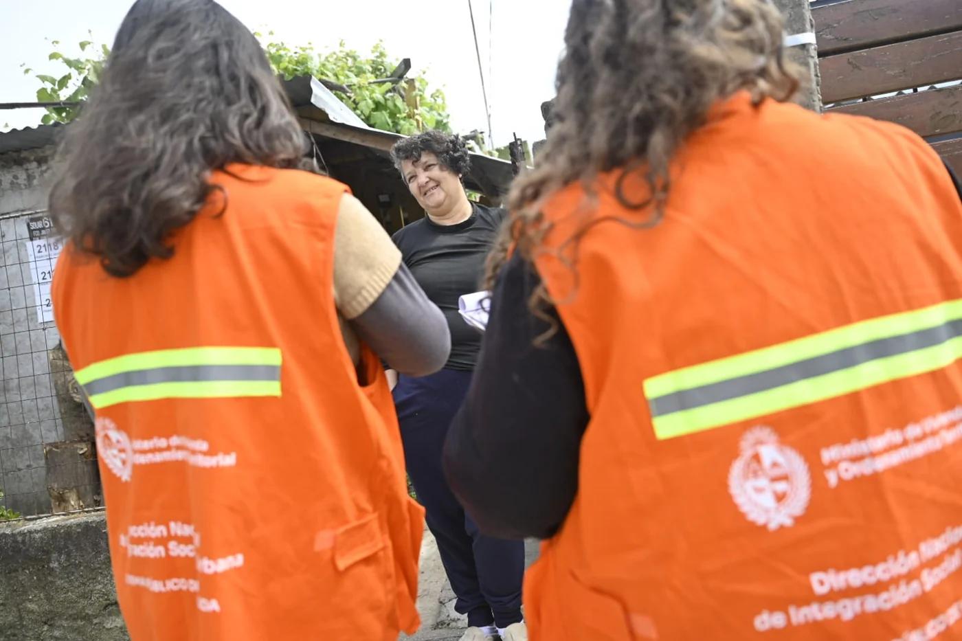 MVOT realiza el censo final de las obras de mejoramiento barrial de Juventud 14 en Montevideo