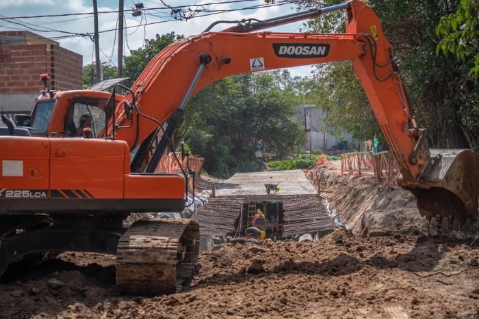 La Provincia dio inicio a la obra de desagües pluviales en Navarro