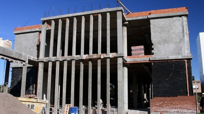 Más obras hidráulicas, viales y de arquitectura en Monte Hermoso