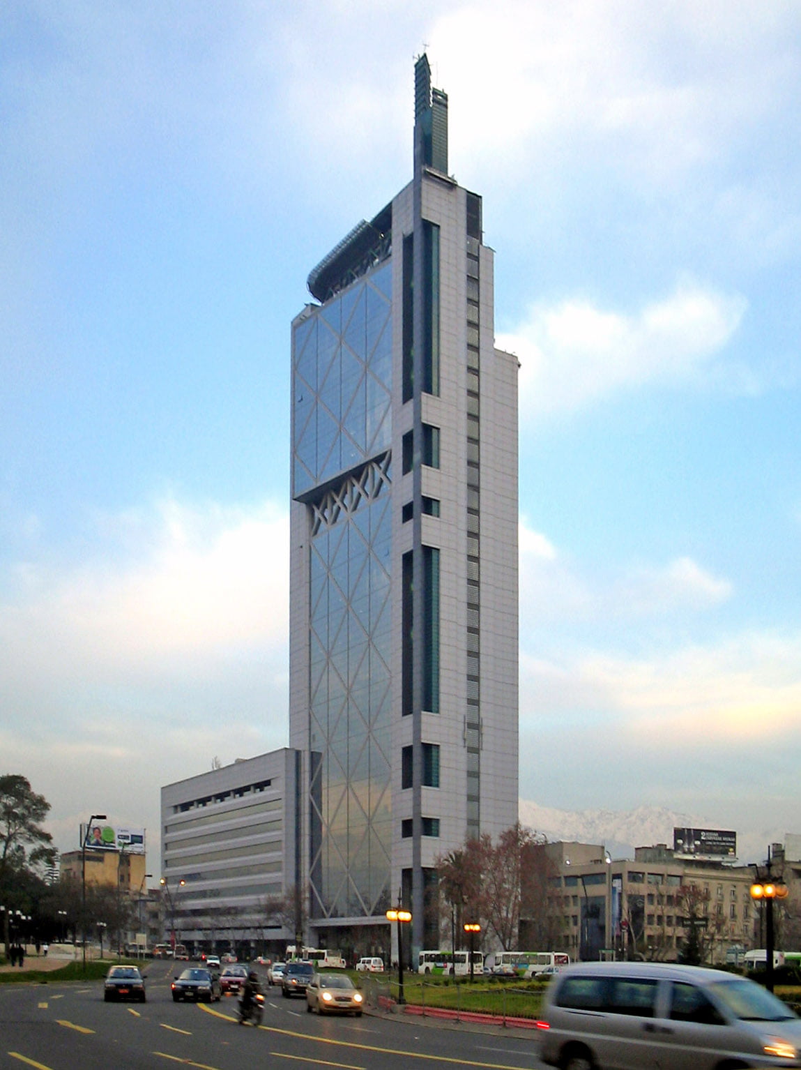 Un faro de innovación: Edificio Telefónica Chile, un ícono de la arquitectura sustentable