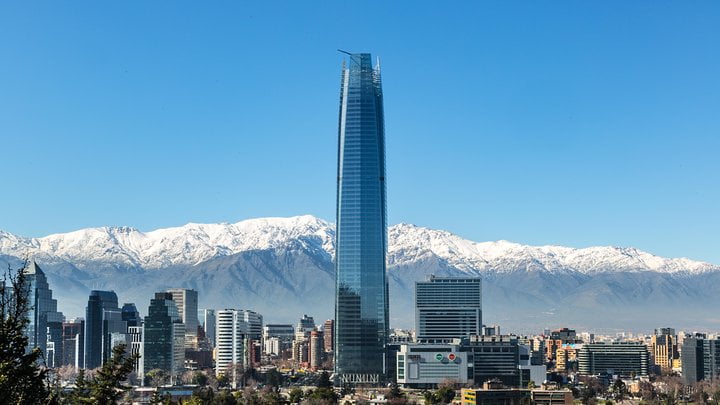 Edificio Costanera Center, la obra maestra de la arquitectura chilena moderna