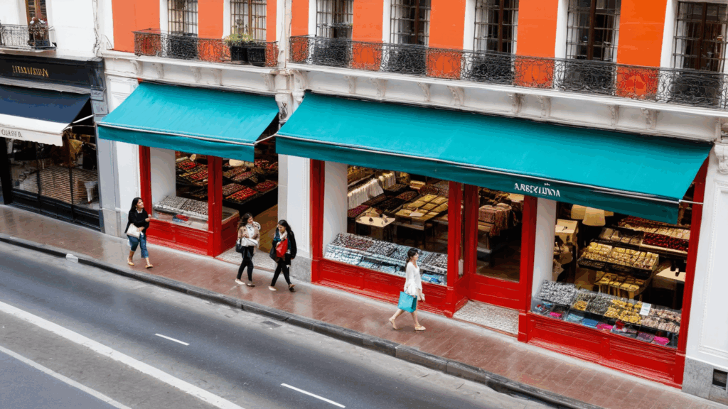 ¡Cuidado, comerciantes! El cambio en el diseño de espacios comerciales podría dejar atrás a quienes no se adapten.