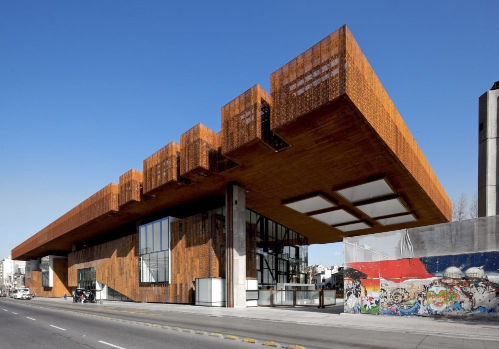 Donde la historia y la vanguardia se encuentran: Centro Cultural Gabriela Mistral, un ícono de la arquitectura chilena