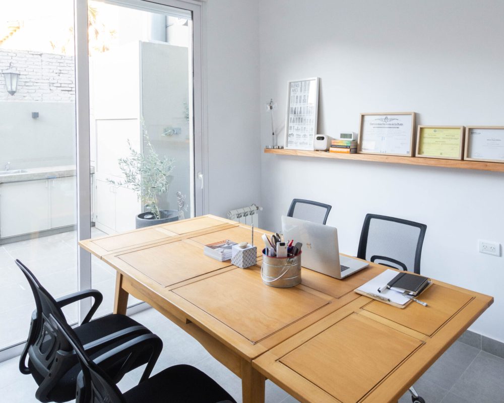 Coworking en clave doméstica: rediseño integral de un PH en Bahía Blanca